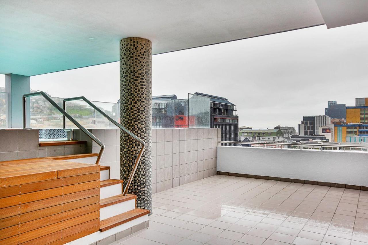 Backup-Powered Colourfull City Balcony Apartment Cape Town Exterior photo