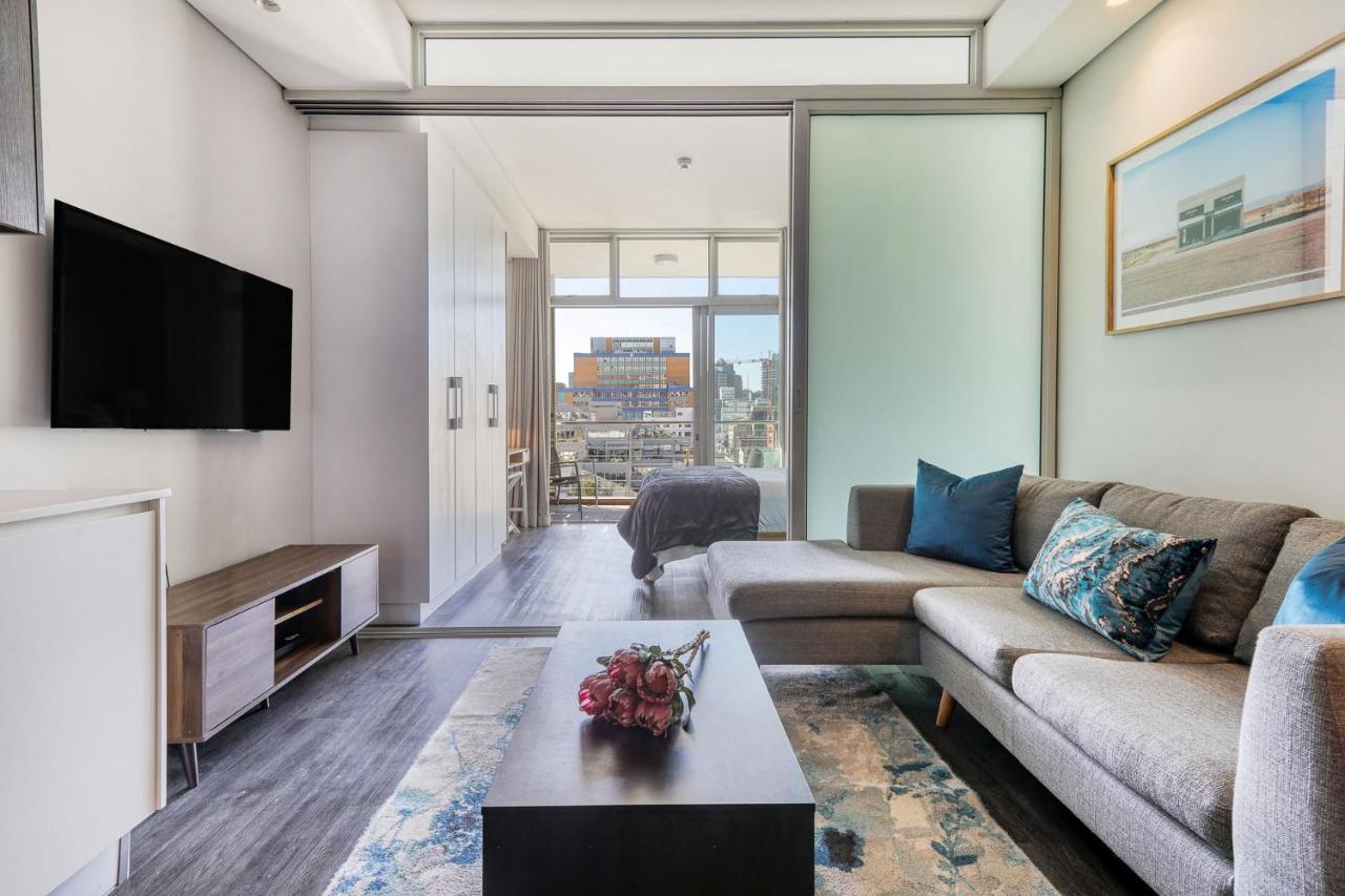 Backup-Powered Colourfull City Balcony Apartment Cape Town Exterior photo